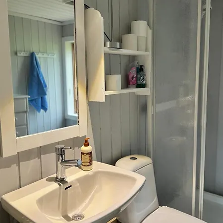 Feriehus Magdastu På Romstad Gård Hoylandet