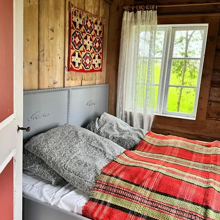 Feriehus Magdastu På Romstad Gård Hoylandet