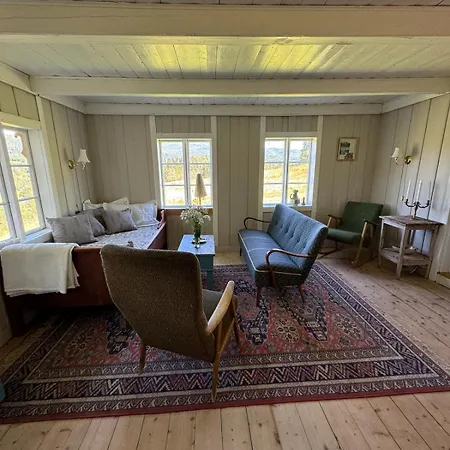 Magdastu På Romstad Gård *