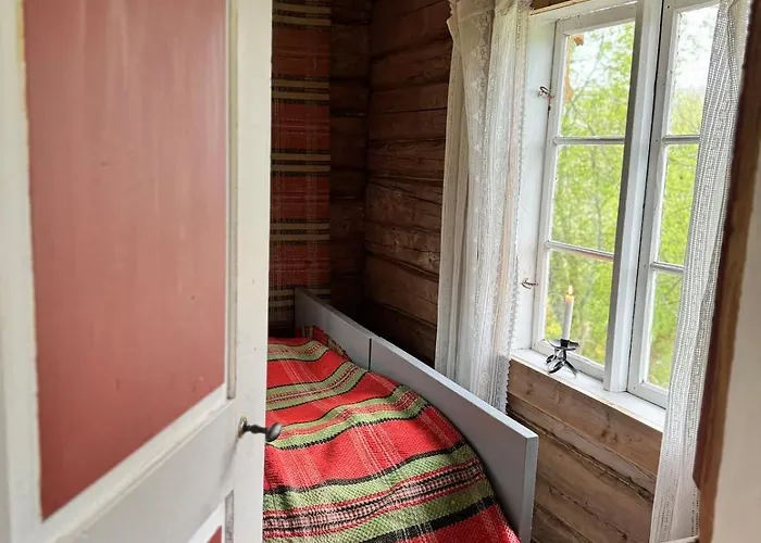 Сasa de vacaciones Magdastu Pa Romstad Gard Hoylandet
