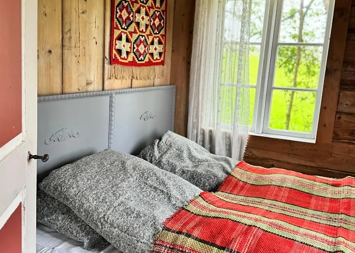 Сasa de vacaciones Magdastu Pa Romstad Gard Hoylandet