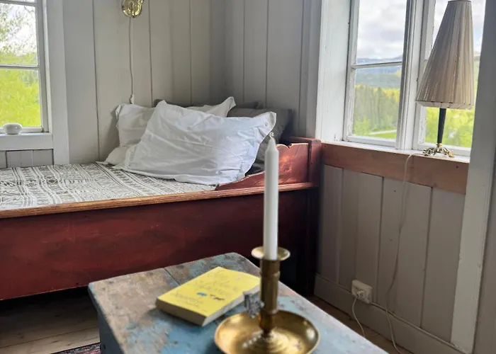 Magdastu Pa Romstad Gard * Hoylandet