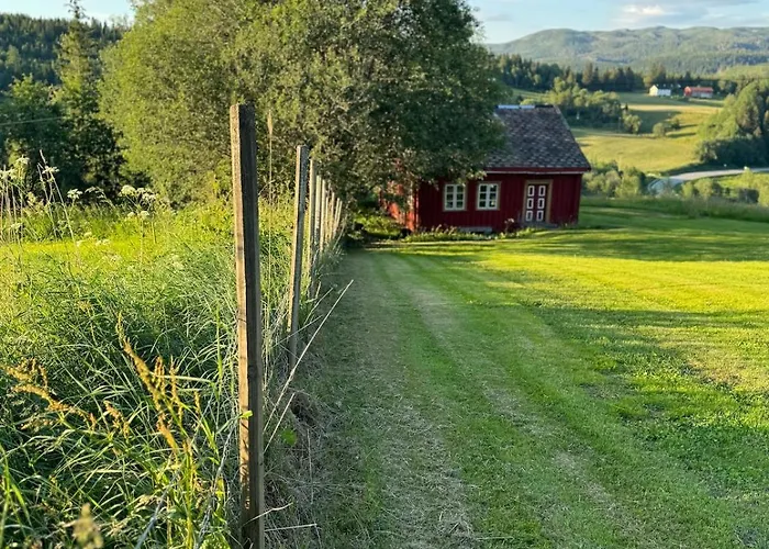 Magdastu Pa Romstad Gard Сasa de vacaciones *